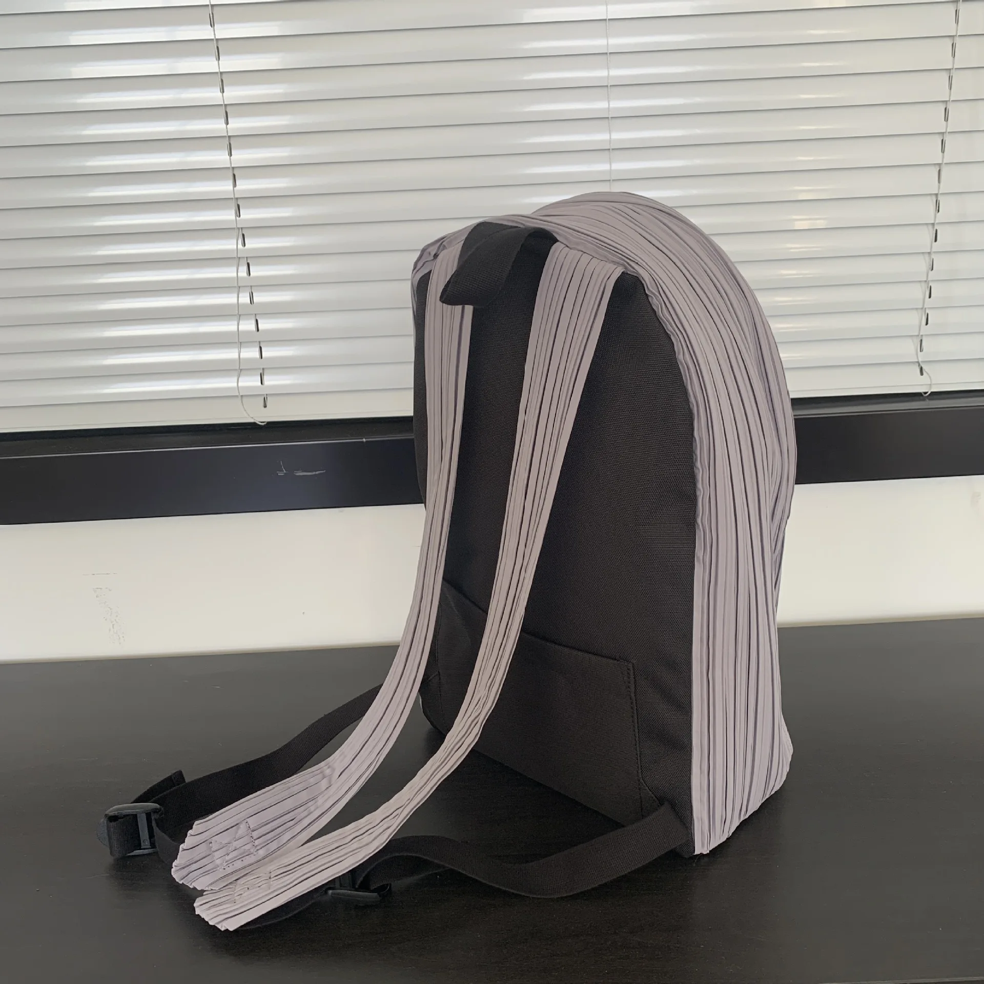 Miyake Pleats Bags Women Backpack 2023 Men Office Official Back Pack Japanese Bookbag Causal Luggage Travel Designer Bag