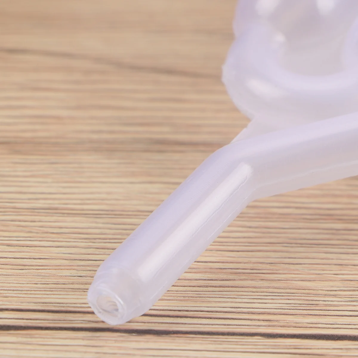 

2pcs One Way Wine Stoppers Red Taper Plug Bubbler For Home Brew Fermentation Bottle Sealer Water Seal Design Reusable