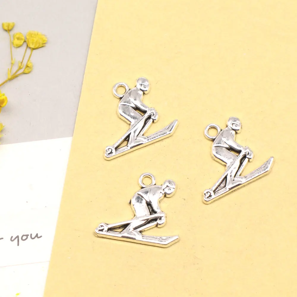 10pcs 17x19mm Skiers Charms Pendants And Necklaces Children Craft Jewelry Diy Antique Silver Color