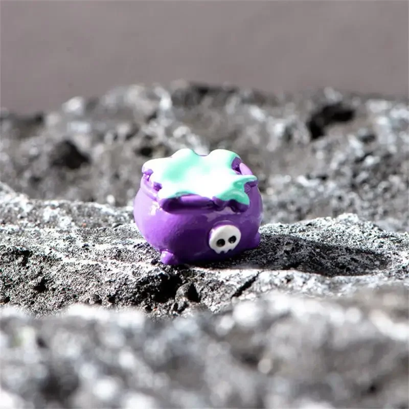 Halloween Small Ornament Skeleton Mummy Resurrection Ghost Festival Horror Resin Ornament Desktop Creative Decor