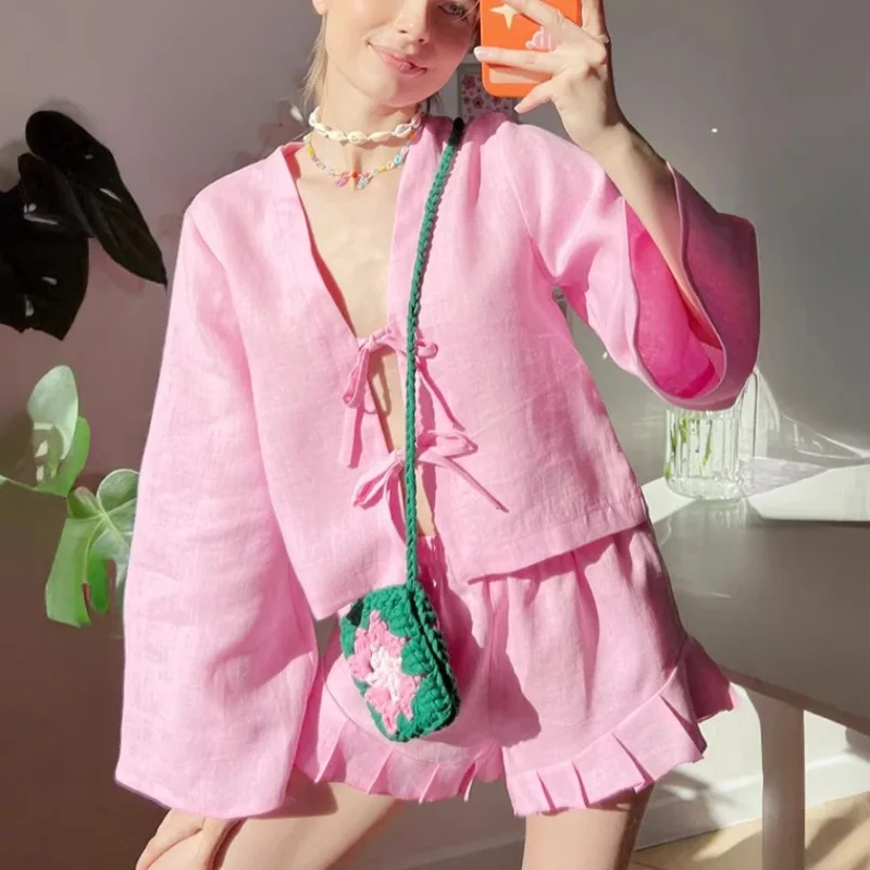 

V-neck Long-sleeved Shorts Suit Solid Lace Cardigan Hollow Pleated Lace Elastic Waist Summer Women's Shorts Suit