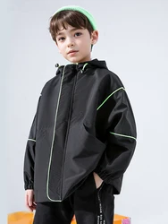 Boys' trench coat, new spring and autumn sports and leisure rush jacket, cool and handsome big boys, loose and thin children's s