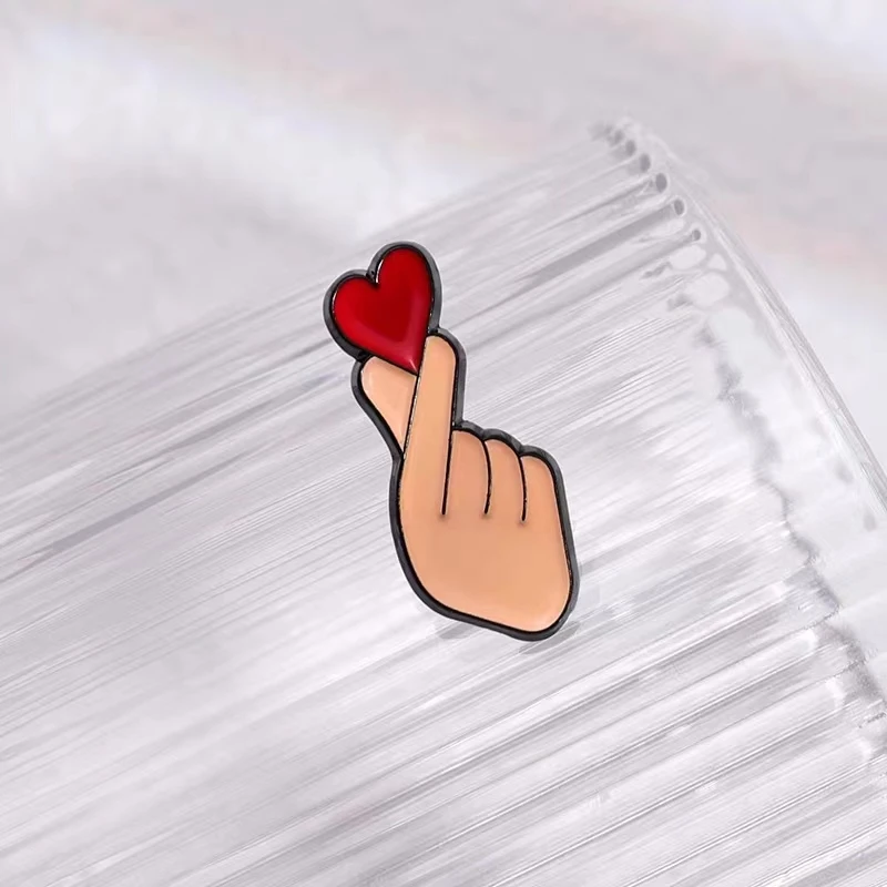 دبوس نادي | اليد القلب لفتة المينا دبابيس الحب علامة اللغة هدية مخصصة للزوجين شارة ظهره الملابس والمجوهرات بالجملة #4