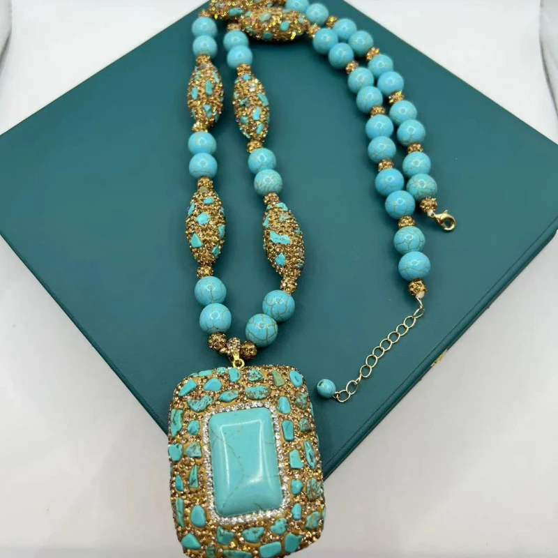 Designer hand-made turquoise necklace sweater chain high-end luxury women\'s banquet fashion jewelry accessories