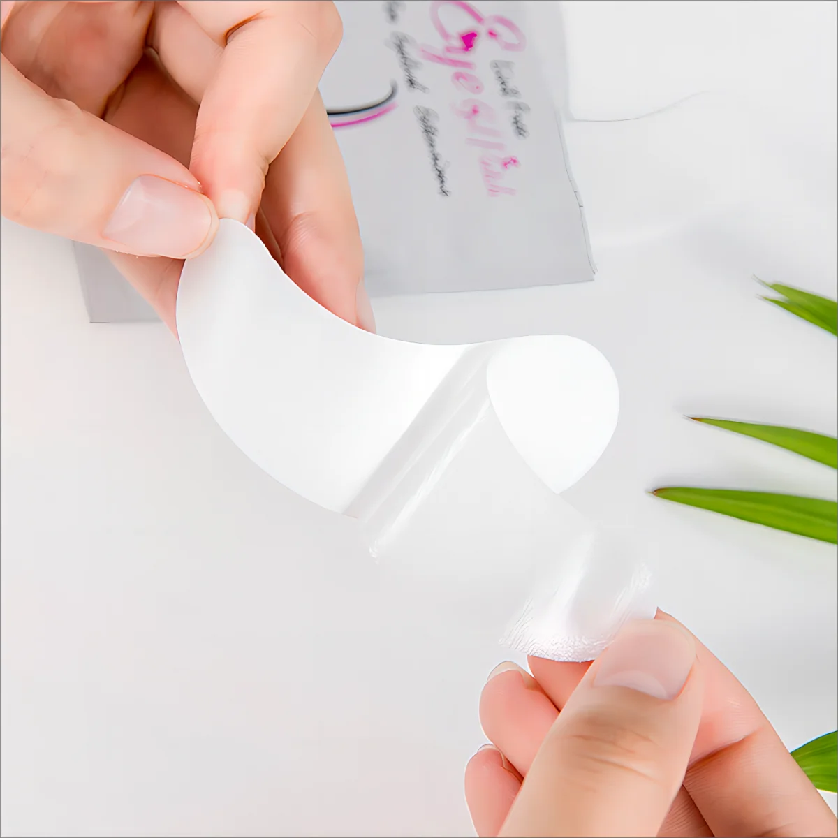 100 paires de patchs pour cils Hydrogel sous les coussinets pour les yeux pour la construction de patchs en papier Hydrogel autocollants rose non pelucheux pour faux cils