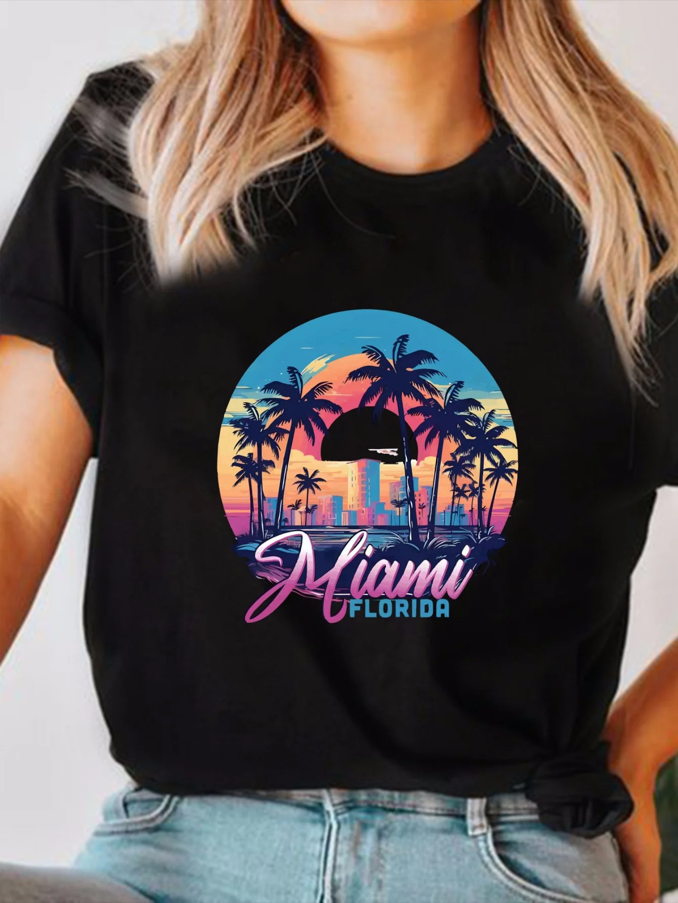 Coconut Tree Print T-shirt, Short Sleeve Crew Neck Casual Top For Summer & Spring, Women's Clothing