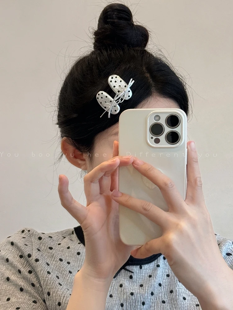 Silver Leather Bow Polka Dot Pearl Hair Clip for Women - High-End Duckbill Clip for Side Bangs.