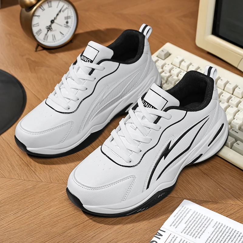 Men's casual racing sports shoes four seasons non-slip outdoor running shoes students plus size breathable light speed sneakers