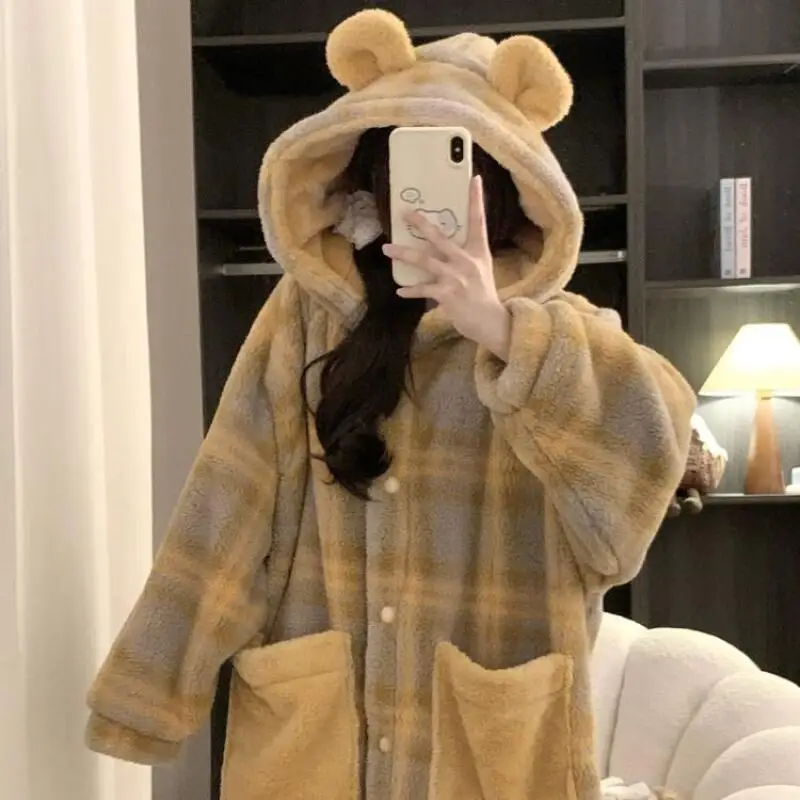 

cute winter thicken coral fleece Women pajamas autumn winter hooded robe Comfortable Sleepwear new model robe Pajama homewear