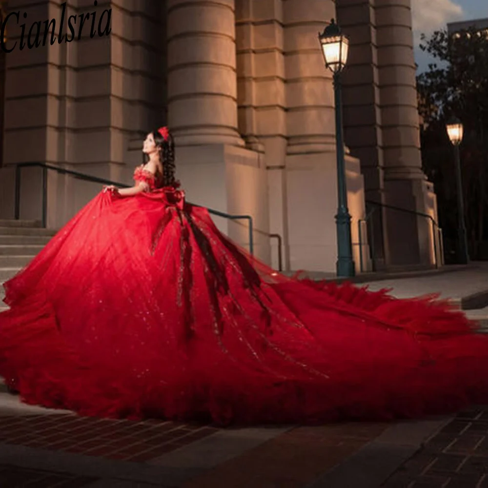 Robe de Quinceañera rouge avec nœud captivant, épaules dénudées, style princesse, personnalisable pour fête des 15 ans