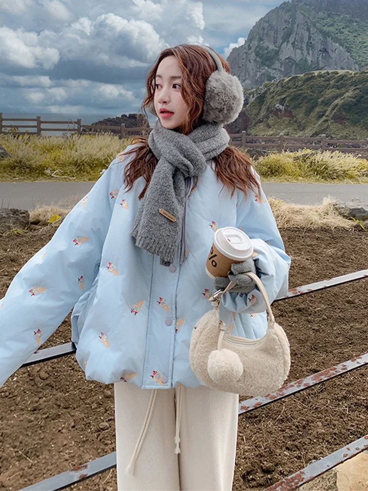 

Синяя женская пуховая куртка с вышивкой и воротником-стойкой, утепленная, зима 2025, новая, повседневная, свободного кроя, теплая верхняя одежда