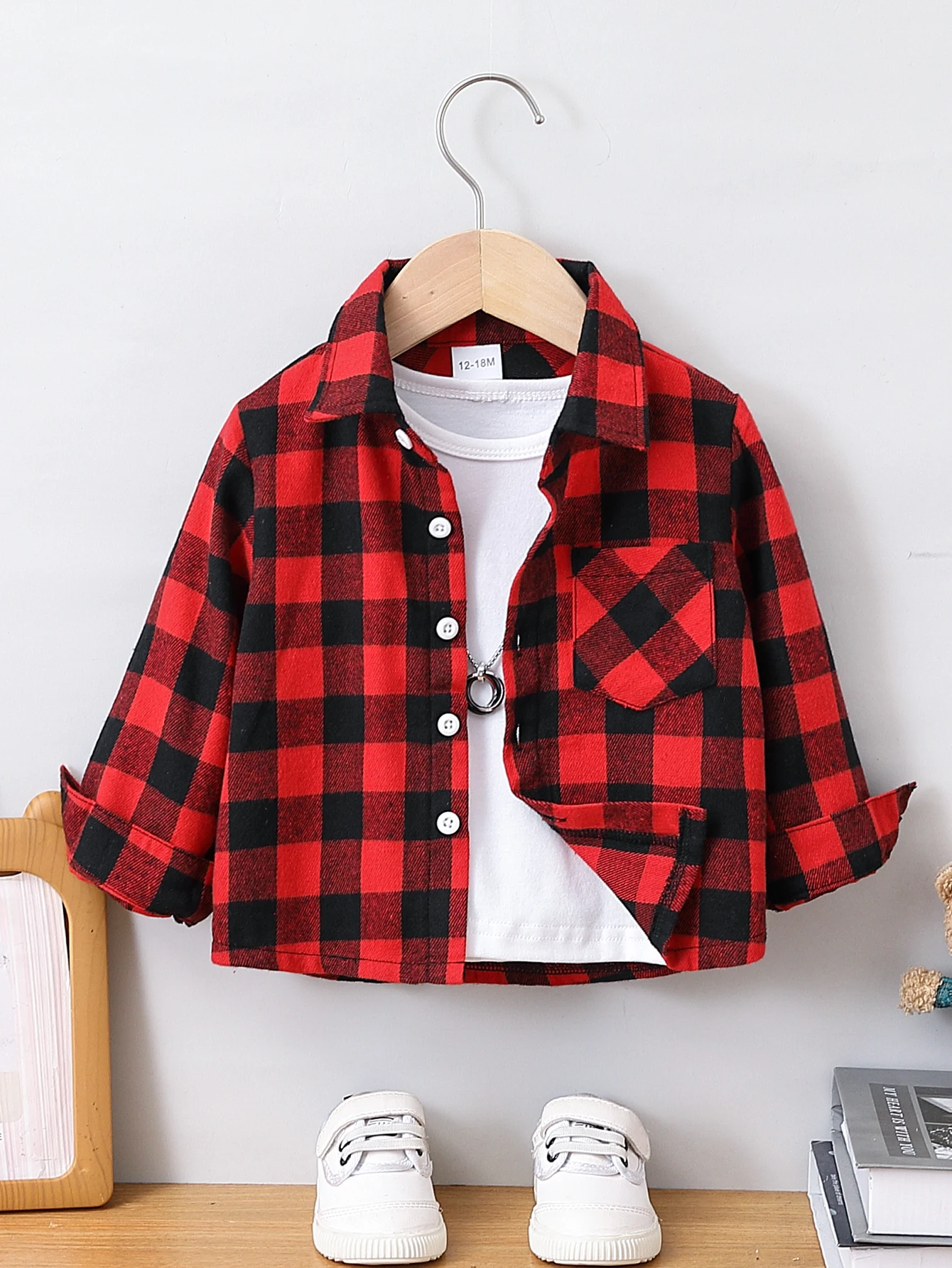 camisa-de-gola-reversivel-em-xadrez-vermelho-e-preto-para-meninos-de-2-a-7-anos-confortavel-e-casual-para-uso-em-diversas-ocasioes