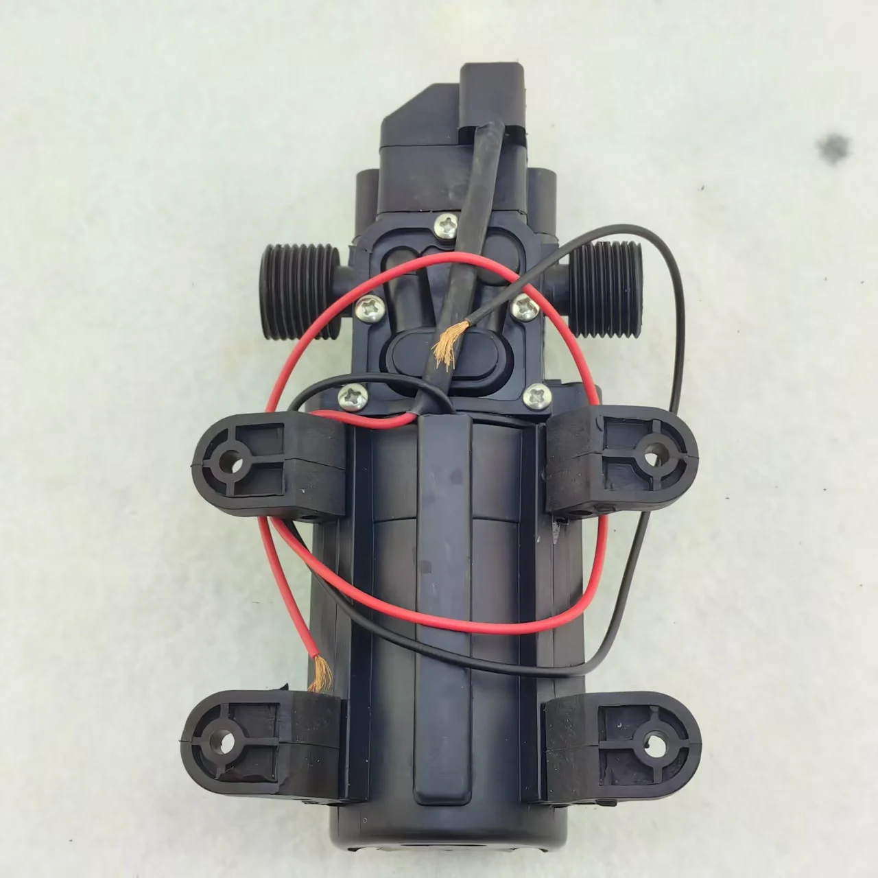 Dc 12V 24V Mini water Pump 72W Diaphragm Pump automatic pressure switch