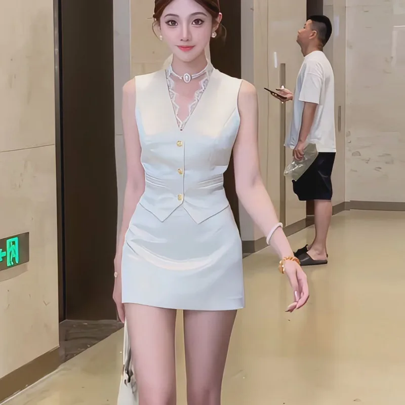 

Новый модный тонкий летний женский костюм, элегантный офисный женский кружевной лоскутный жилет без рукавов с v-образным вырезом + мини-облегающая юбка, комплект из 2 предметов