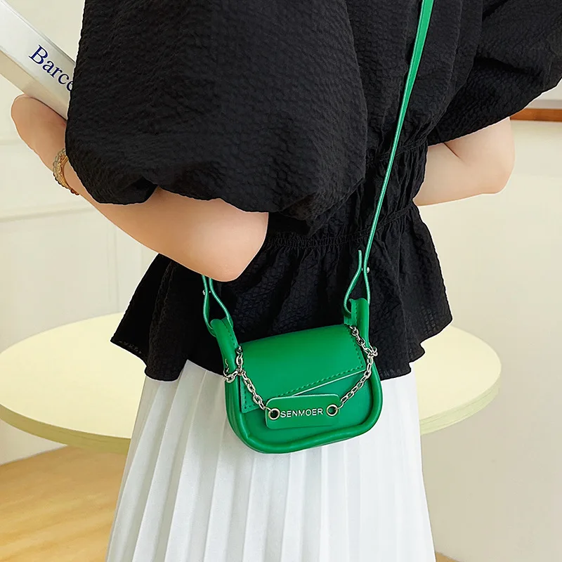 Small Casual Ladies Saddle Shoulder Purses 2022 Designer Letters Women Hand Clutch Bags Chains Mini Women Purses and Handbags