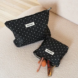 Black Background White Dot Women's Makeup Bag Large Capacity Cosmetics Lipstick Storage Bag Travel Toiletry Bag Commuter Clutch
