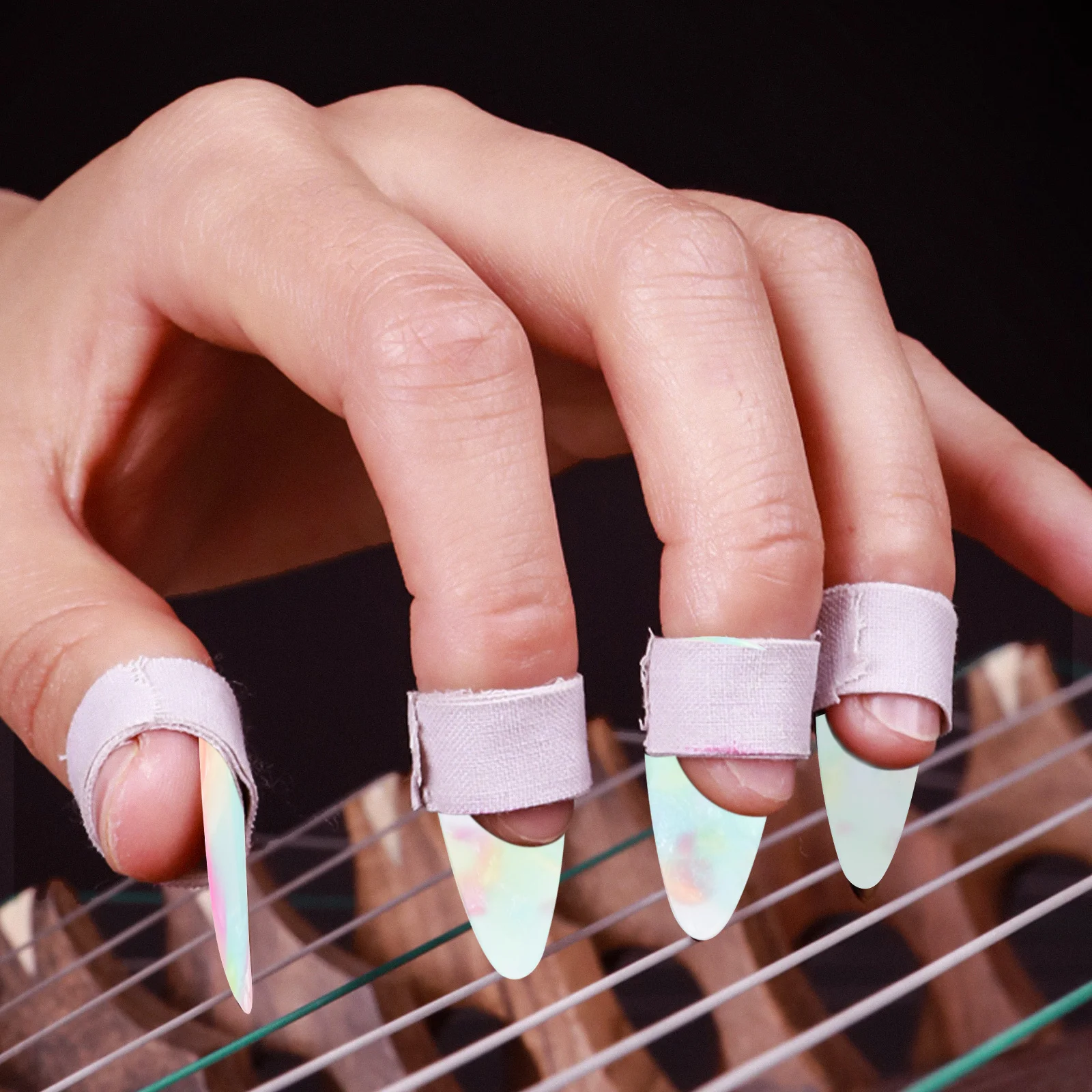 

8Pcs Guzheng Fake Nails Fingertip Protectors Durable Musical Instrument Picks Practical Guzheng Practice Supplies