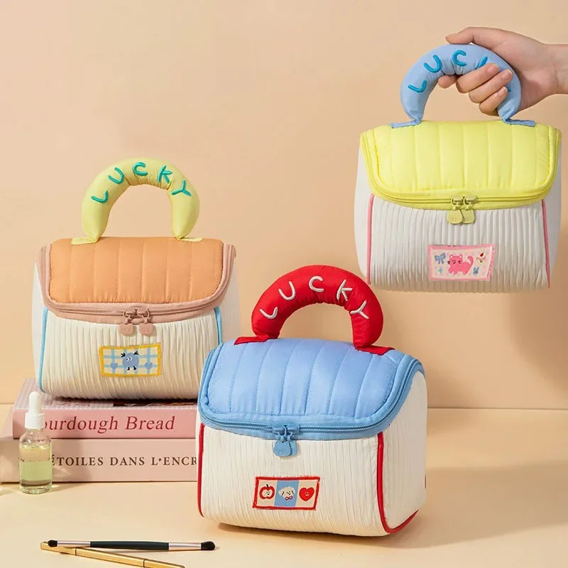 Skincare Wash Storage Toiletry Bag House-Shaped Makeup Bag with Handle Waterproof Portable Travel Storage Bag Large Capacity