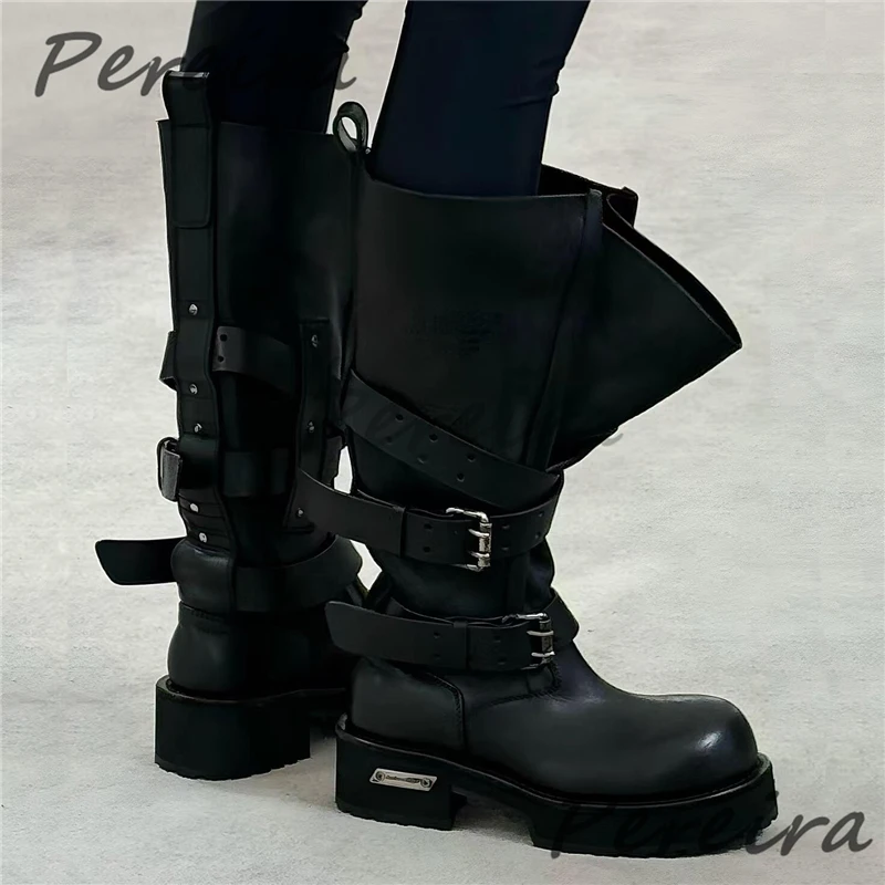 レトロベルトバックルオートバイブーツ メンズ レディース ビッグラウンドトゥ 厚底 ワイドレッグ ナイトブーツ パンク ブラックレザー カップルシューズ