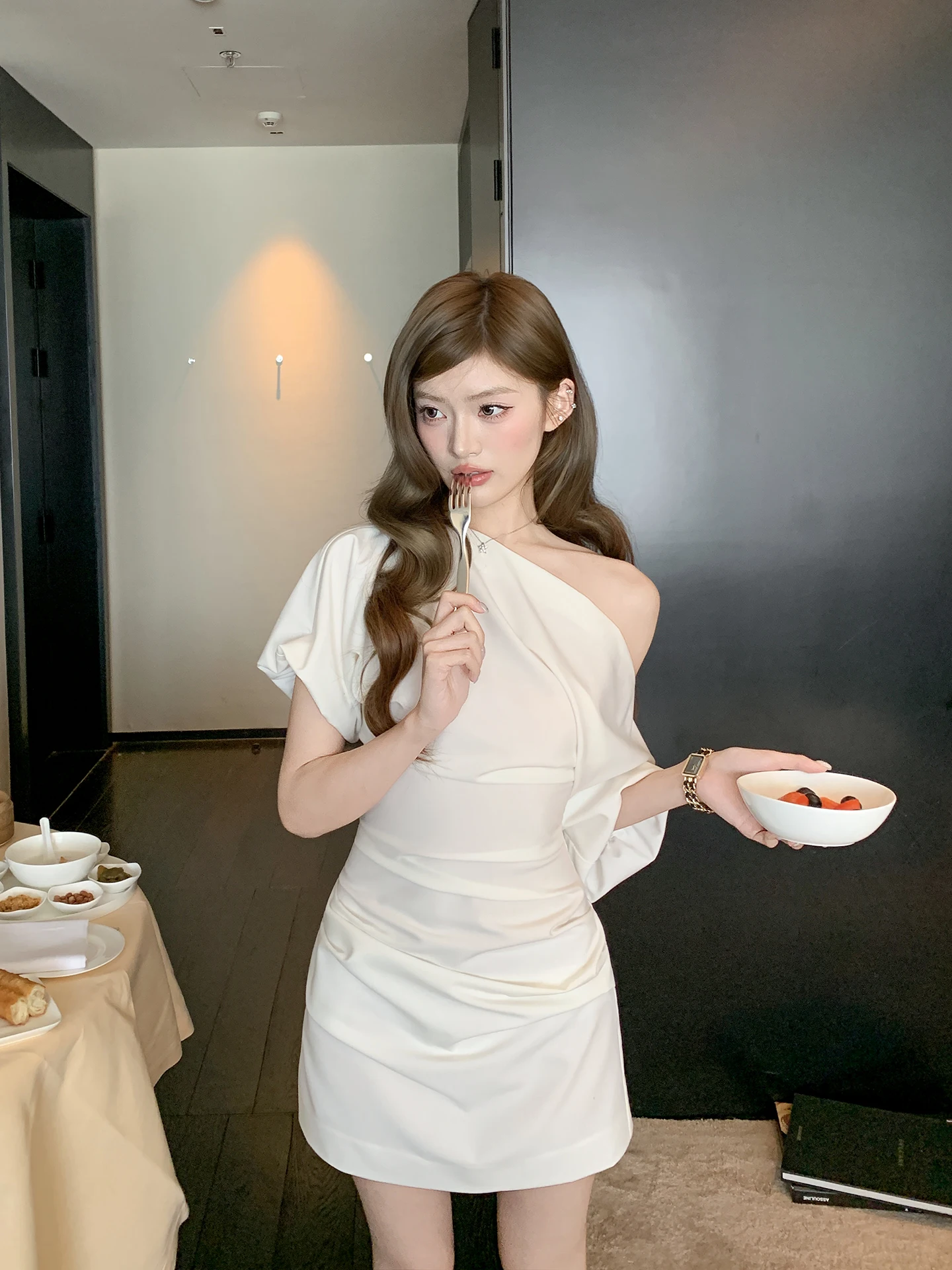 

Юбка-трансформер Earth Store Pure Color в стиле Old Money с плиссированными рукавами-фонариками и завышенной талией для лета