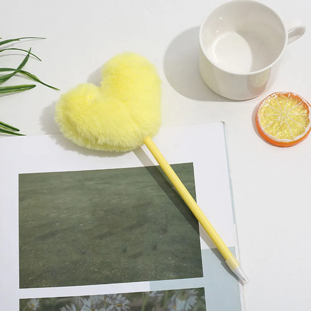 

7Pcs Heart Shaped Pom Pom Ballpoint Pens Smooth Ink Flow Minimal Hand Pressure Ideal for Kids Girls Writing Tools