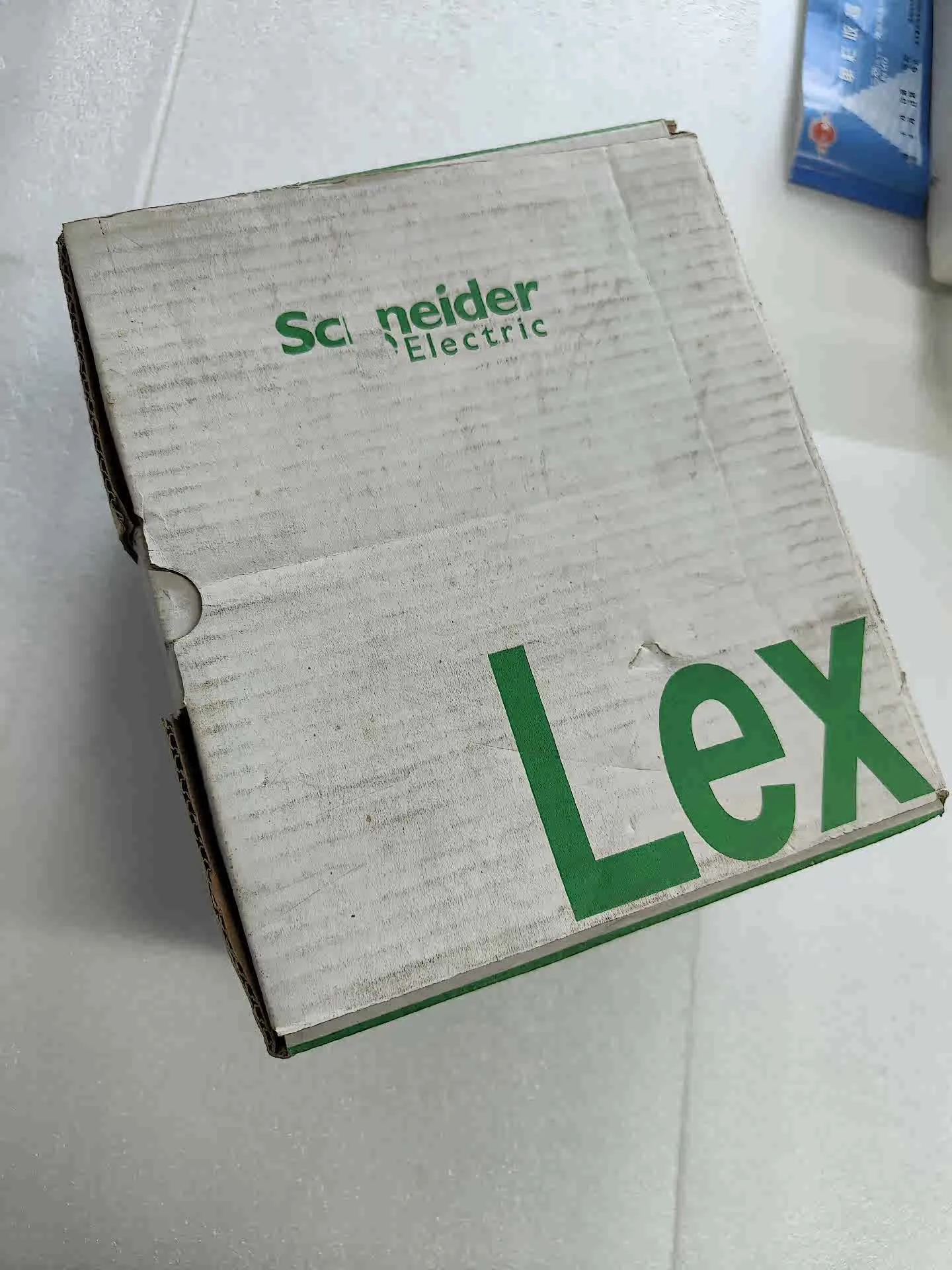 New LXM23DU04M3X Servo Drive for Schneider