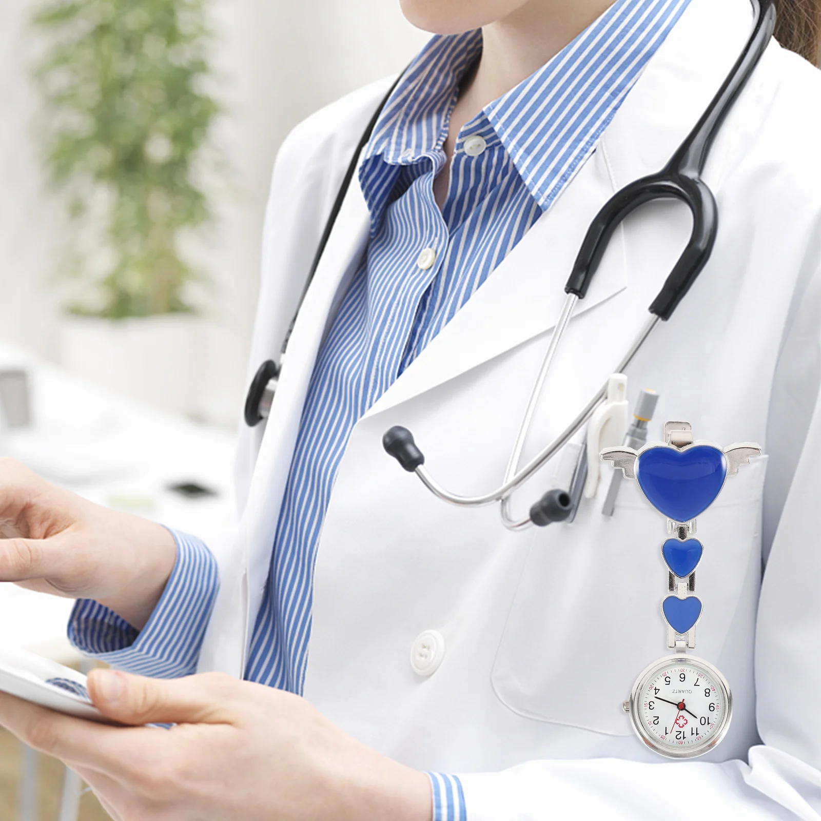 Quartz Nurse Pocket Watch Large Dial Hanging Style Fob Watch Nursing Charm Practical Timekeeper for Healthcare Professionals