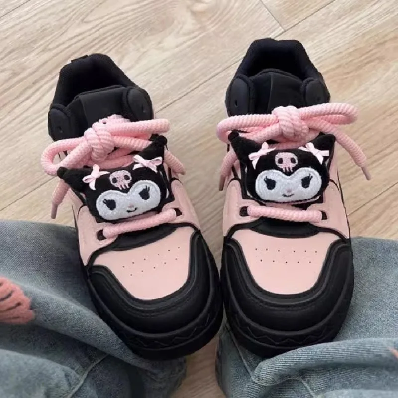 

Sanrio Kuromi Black Pink Low Top Skateboard Shoes Women Preppy Style Lolita Shoes Student Versatile Platform Sneakers 2024 New