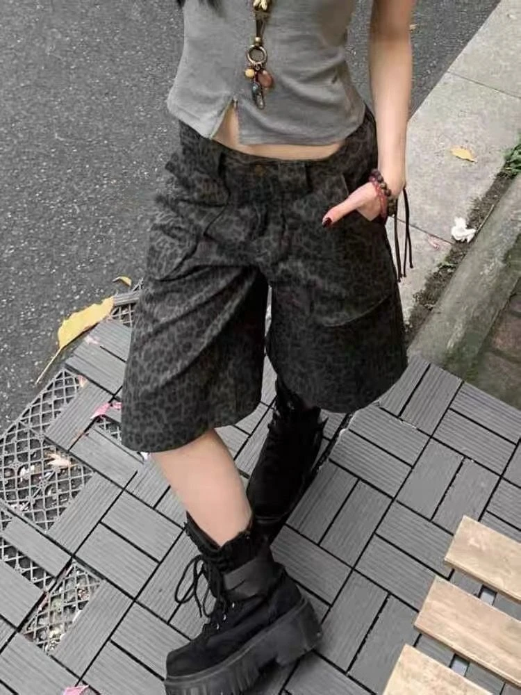 

HOUZHOU Vintage Leopard Print Denim Shorts Women Y2k Gothic High Street Wide Leg Shorts Harajuku Grunge Punk Retro Jeans Shorts