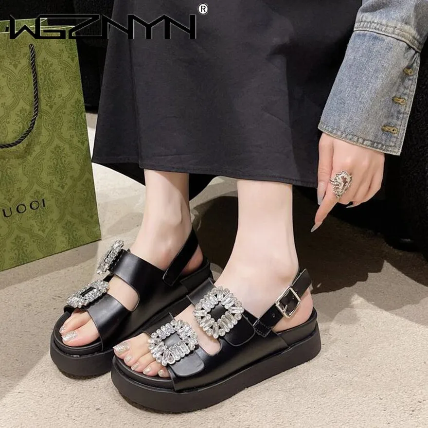 2024 Brand Rhinestone Shoe Ladies High Heels Platform Sandals Double Buckle Band Slippers Woman Muffins Crystal Flip Flops Mujer