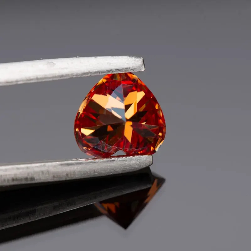 Moissanite VVS1 Artificial Stone Garnet Color Heart Cut with Certificate High Quality