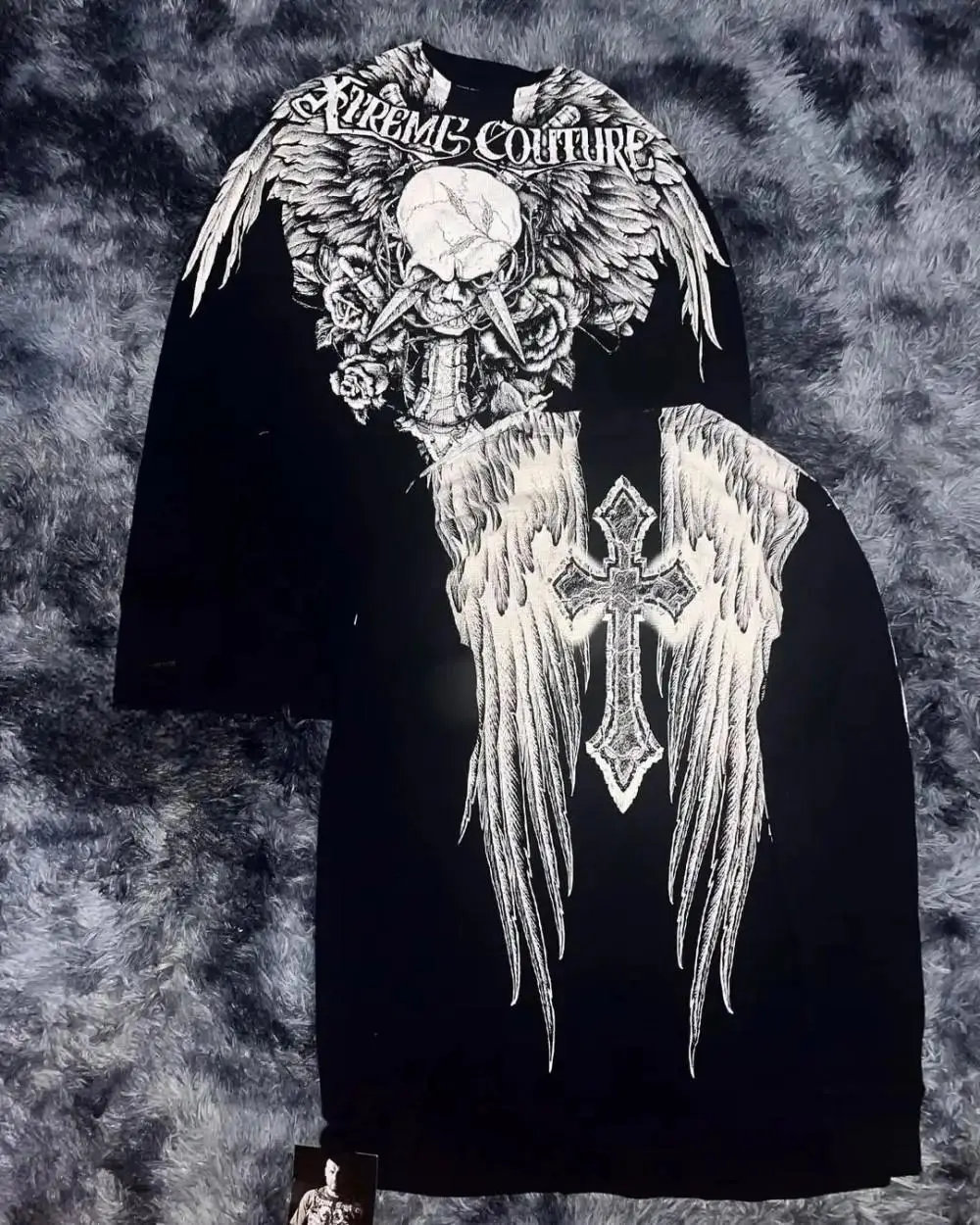 تي شيرت رجالي عصري للخريف مطبوع عليه حروف جمجمة شخصية مرنة صغيرة مريحة بأكمام طويلة تي شيرت على طراز الشارع في الهواء الطلق