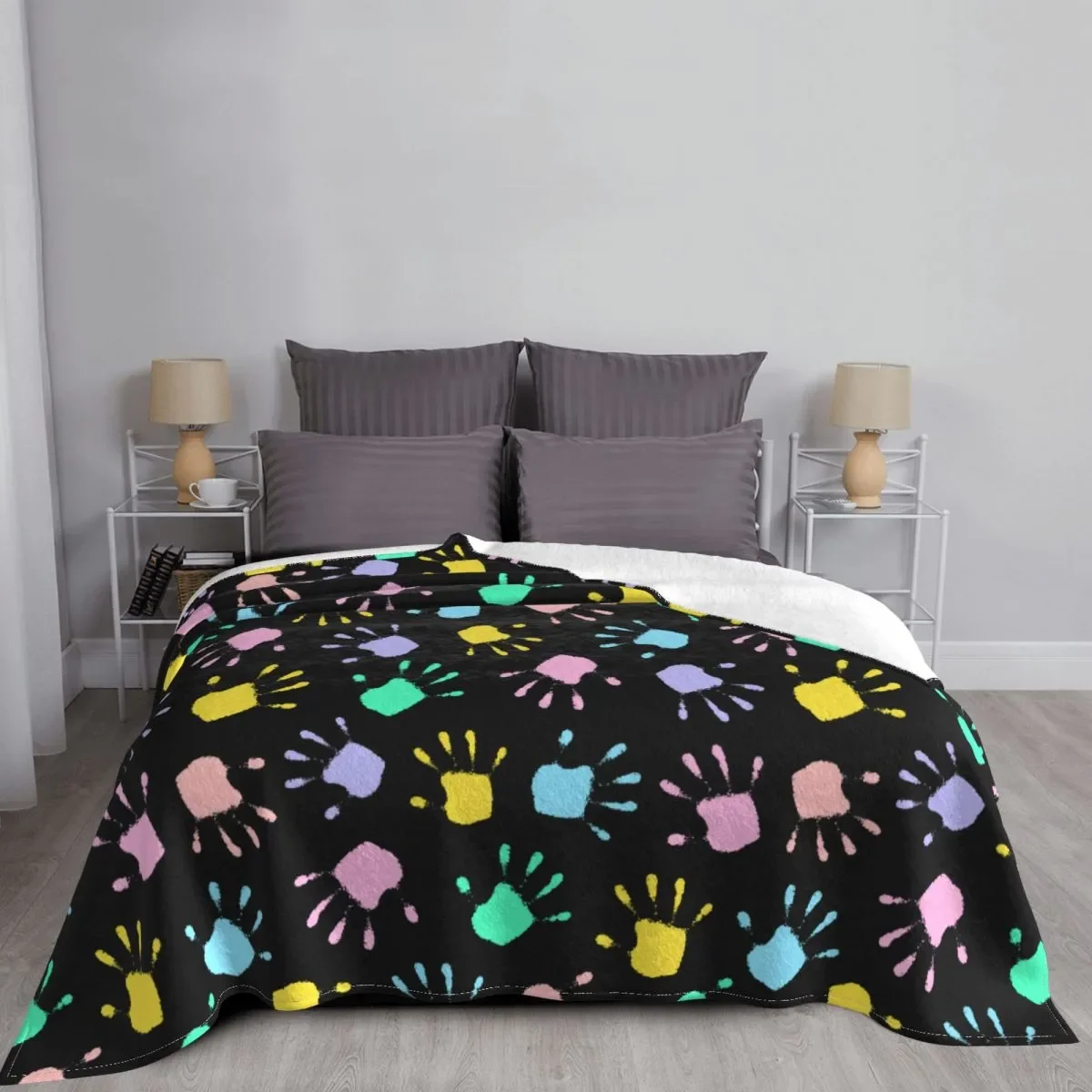 Joyful Funny Hand Print Blanket Flannel Printed Multifunction Lightweight Throw Blanket for Sofa Couch Bedspread