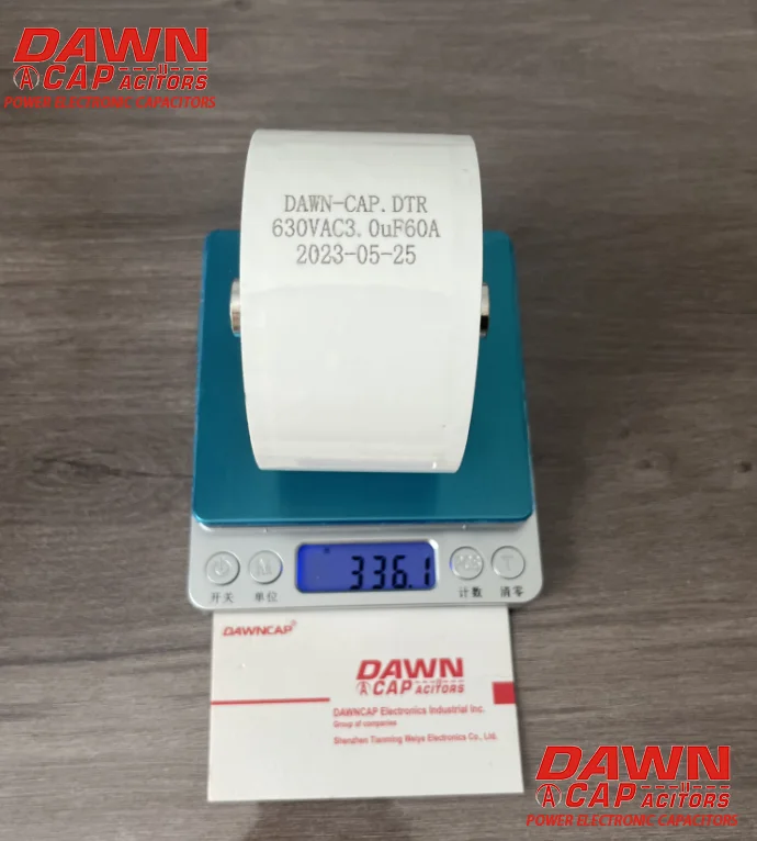 

DAWNCAP DTR 3UF 630VAC 60A Resonant Capacitor 85MM*50MM M6