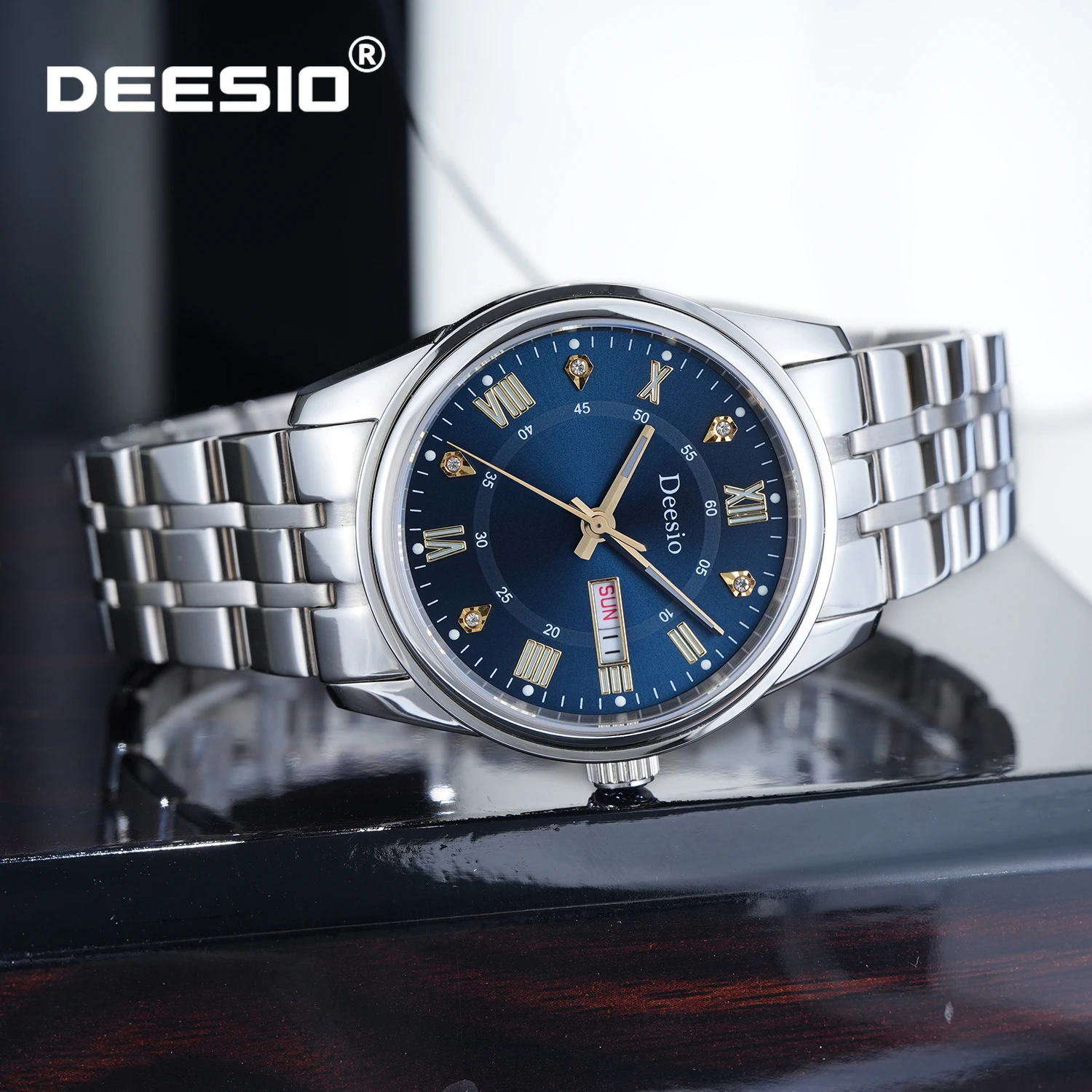 

Deesio Men‘s Automatic Mechanical Watch Luxury Business Watch 316L Stainless Steel Waterproof Nightlight Calendar Week Display