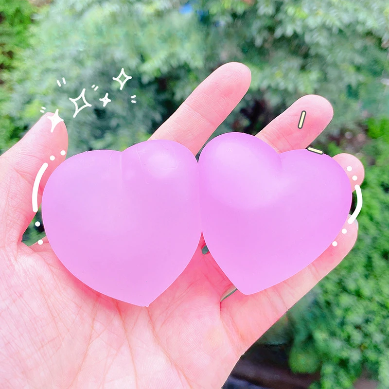 光にさらされると色が変わるハートスクイーズおもちゃ マルトースストレスリリーフ スローリバウンド フィジェットトイ もち抗ストレスおもちゃ