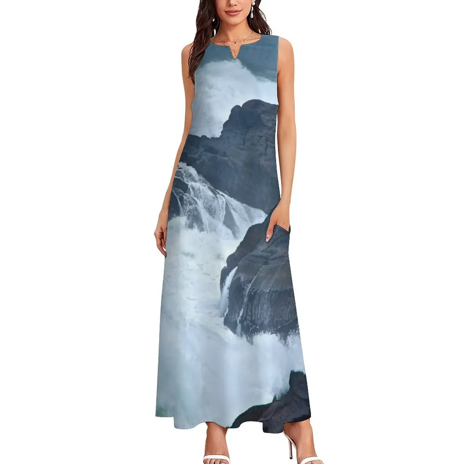 オレゴン州の海岸に衝打する波 ロングドレス プロムドレス 女性用誕生日ドレス 女性用ドレス イブニングドレス 女性用