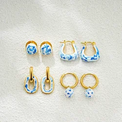 New Charm Gold Plated Blue And White Porcelain Enamel Flower Pattern Hoop Earrings for Women Steel U Shape Huggie Ear Buckle