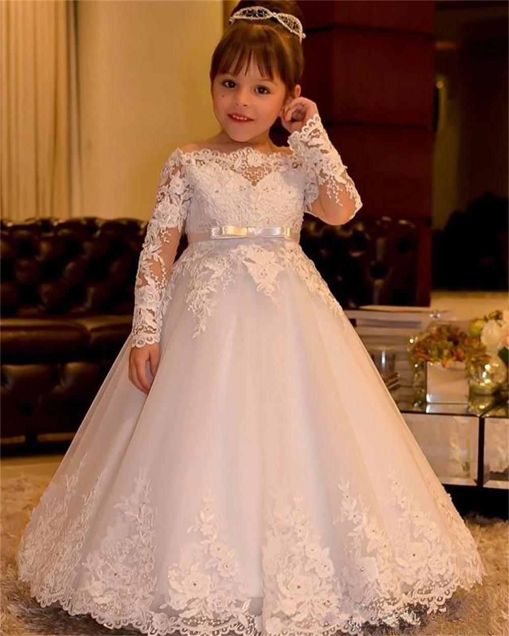 

Lovely A Line Party Dress for Wedding Luxury Long Sleeves Off Shoulder White Lace Flower Girl Dresses Customized