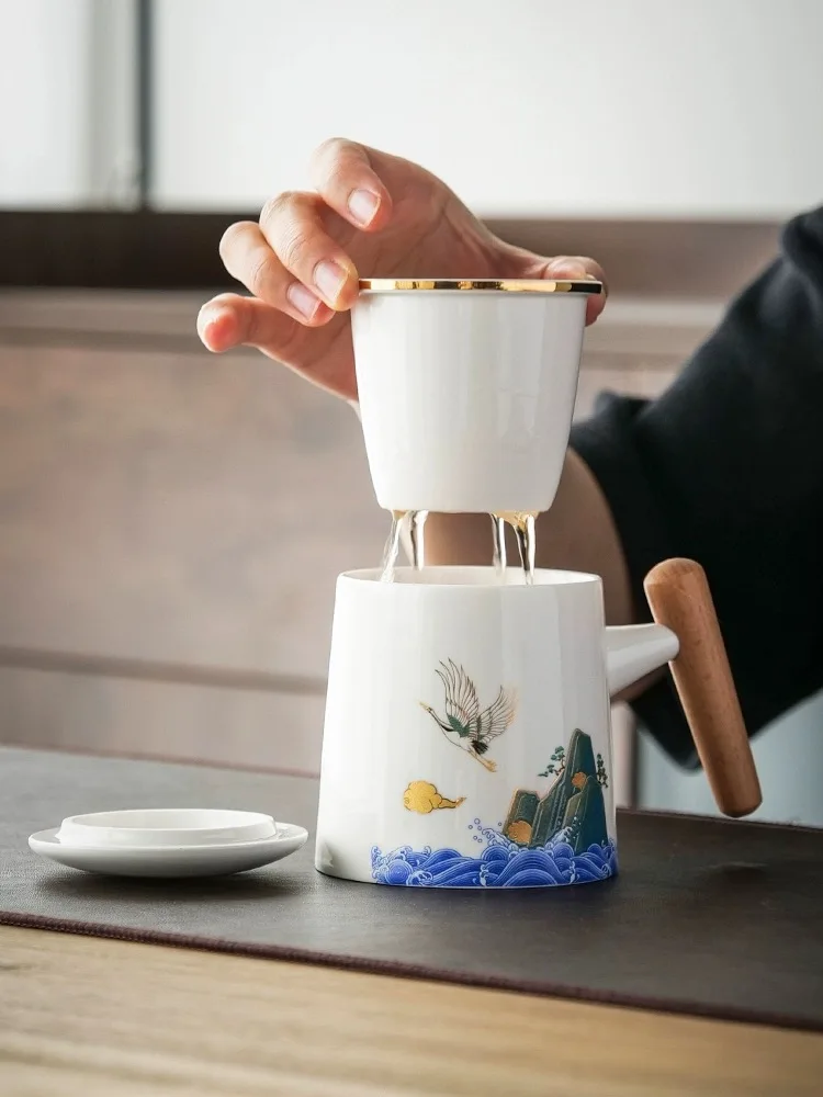 Creative Ceramic Cover with Handle, Tea Water Separating Mug, Home Furnishings, Office Cartoon, Tiger, Wild Crane Cup, 1Pc