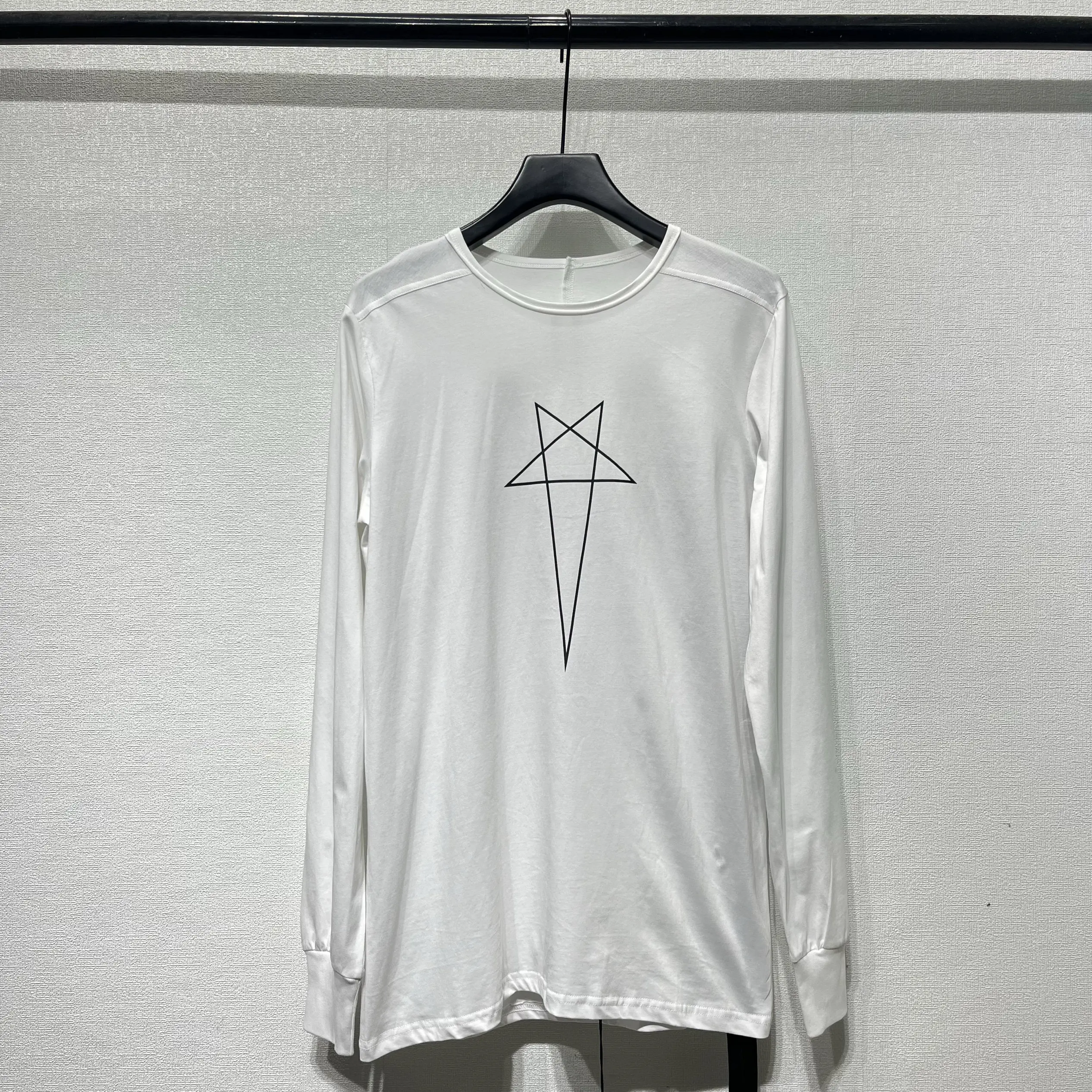 Designer Original Autumn Winter Dark Style Round Neck Cotton 5-Point Star Print Unisex Loose Fit Mid-Long Sleeve Casual T-Shirt