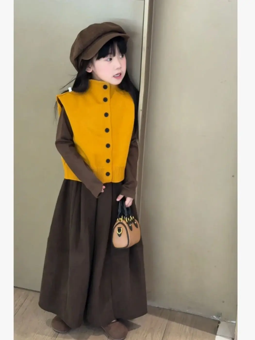 Girl's Autumn/Winter Set New Style Large Children's Knit Vest with Thermal Inner Lining and Flared Pants Three-Piece Set