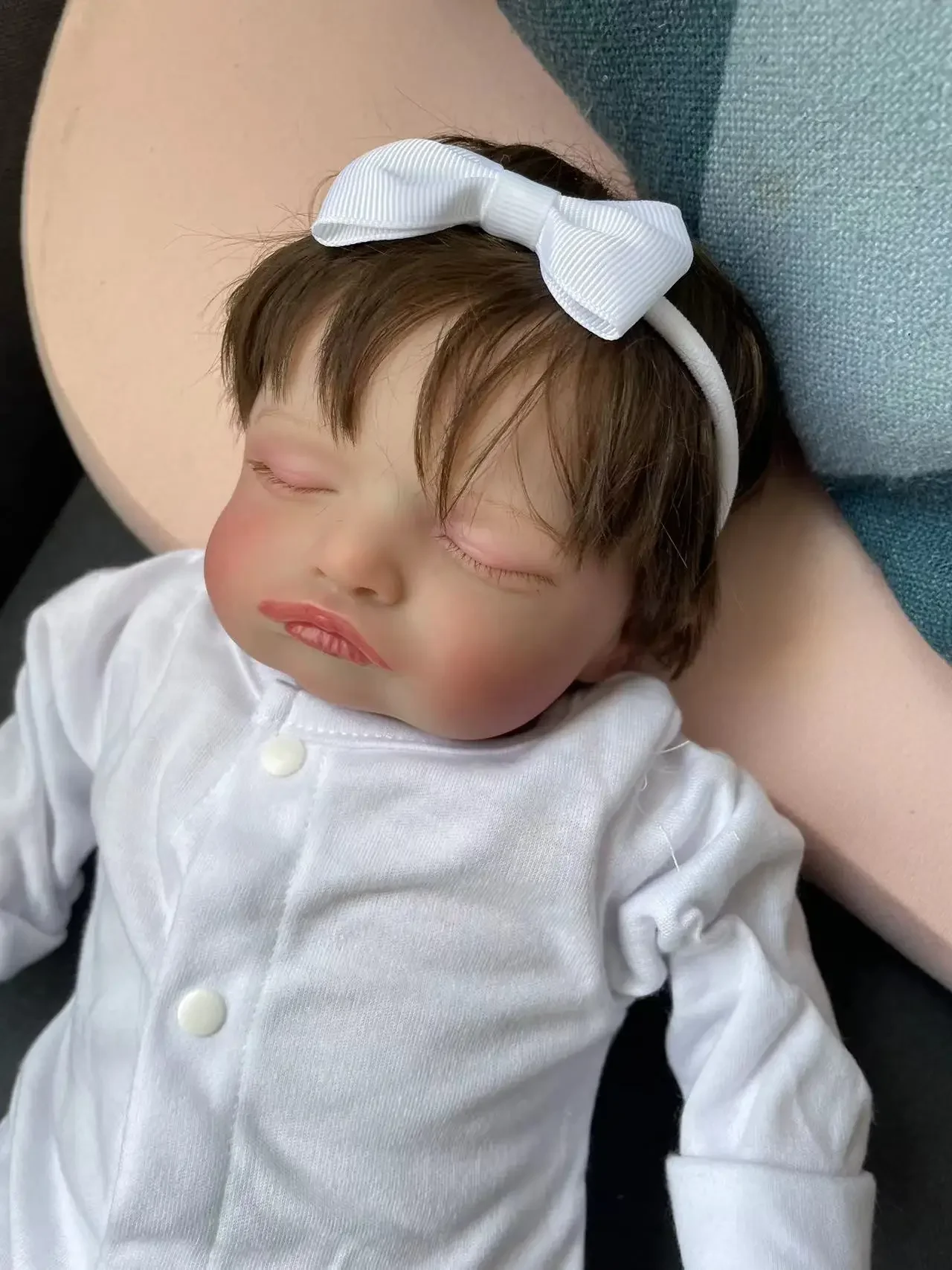 45cmロザリーソフトクロスボディリアルな新生児リボーンドール多層塗装3Dスキン、血管が見えるハンドルーティングヘア