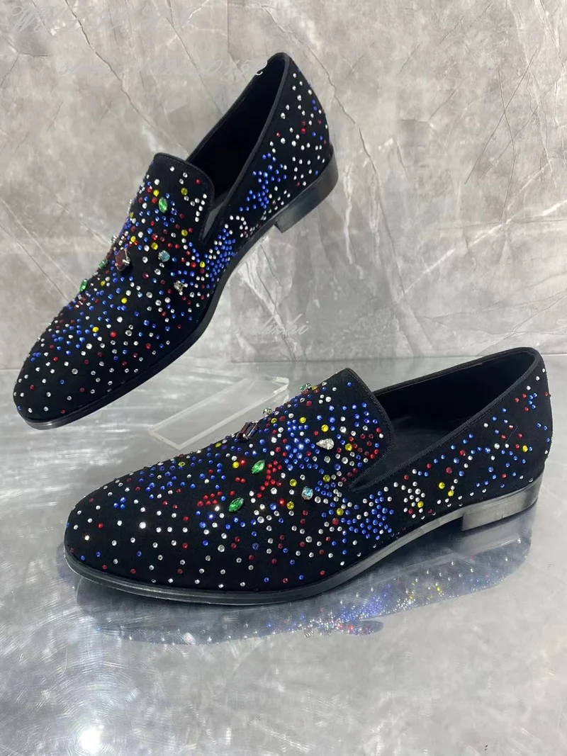 Mocassins à paillettes en daim noir pour hommes, chaussures de printemps, baskets en peluche, patchwork Bling, robe de soirée, rond, décontracté, coloré, cristal, Parker