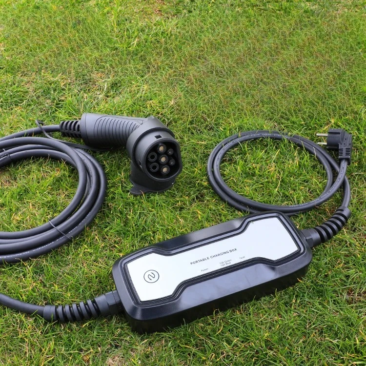 

Portable Vehicle Charger 10/16A Current Switchable T2/IEC 62196-2 Plug Fast Delivery In 3 Days