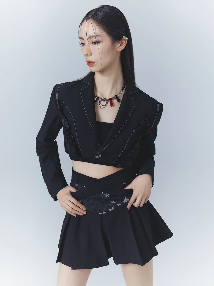 

Женский повседневный жакет-двойка (фальш-двойка) оригинального дизайна, из смесового полиэстера и хлопка, для отдыха, средней длины, в стиле вестерн.