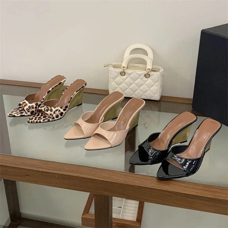 

Aneikeh Women's Nude Patent Leather Wedge Mules Pointed Open Toe Slip on Wedge Heel Slides Summer Casual Office Sandals