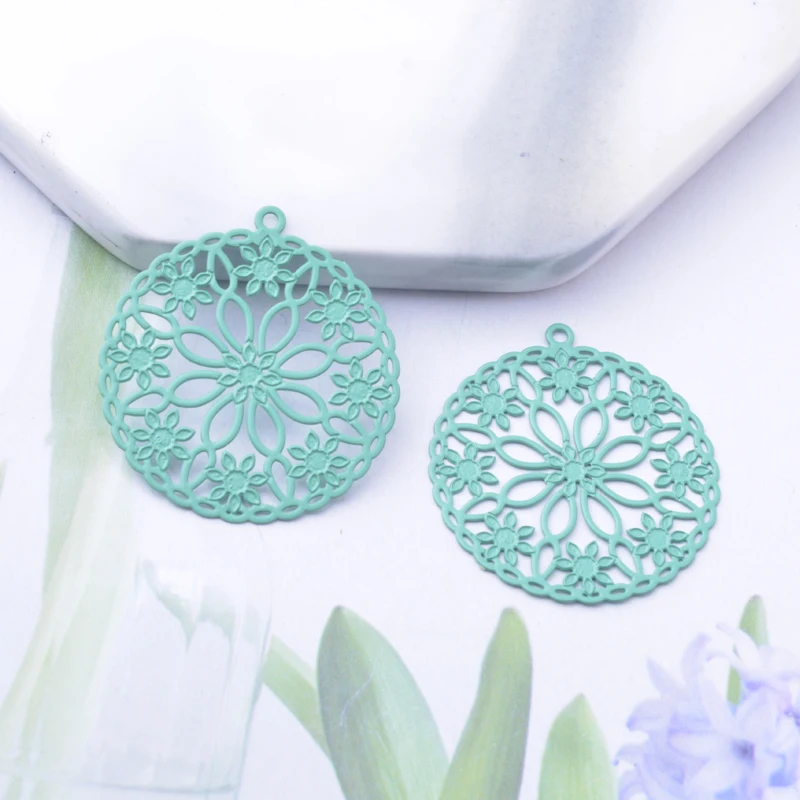 50 Stück/lot AB3239 Messing Filigran Blumen Anhänger Schmuckmaterialien Geeignet für DIY Ohrringe – Detail 4
