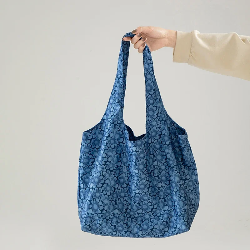 

2025 Fashion Large Capacity Nylon Tote Bag Casual Versatile Floral Print Shoulder Bags Female Lightweight Handbags