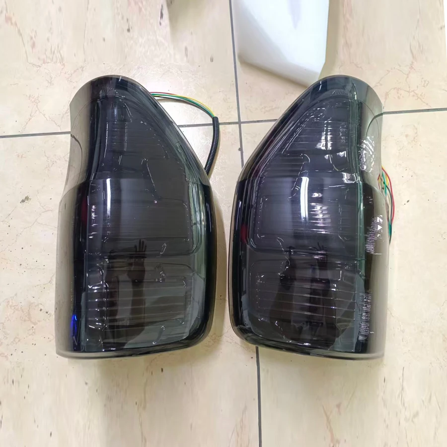 A-Auto Links Rechts Hinten Rückleuchten Bremsleuchte Für Ford Ranger PX T6 MK1 MK2 XLT XL XLS 2011-2018 Geräuchertes Rücklicht